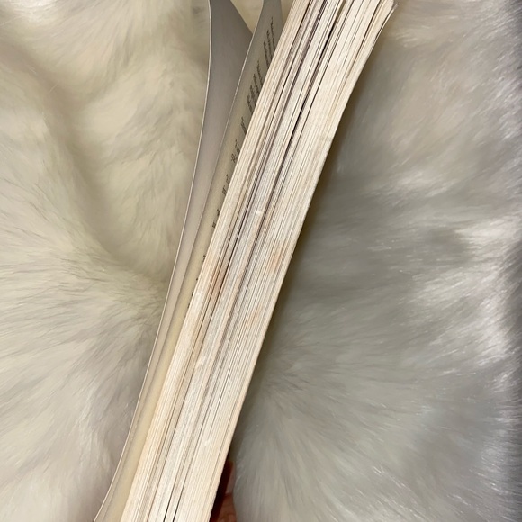 Aziz Ansari #1 NY Times Best Seller Modern Romance - Picture 3 of 5